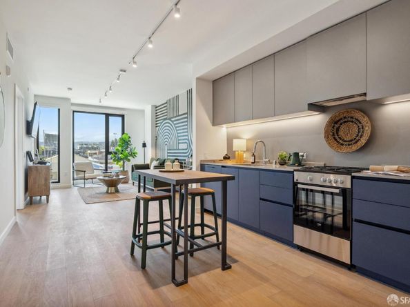 988 Harrison Street WC2, San Francisco CA 94107