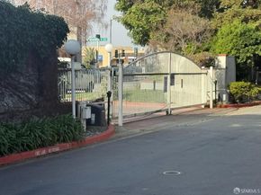 3660 Knollwood Terrace 303, Fremont CA 94536