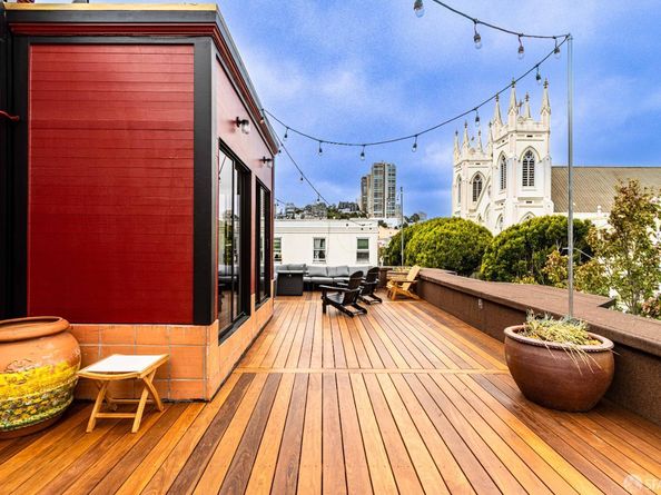 1234 Grant Avenue, San Francisco CA 94133