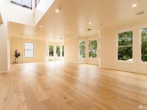 1234 Grant Avenue, San Francisco CA 94133