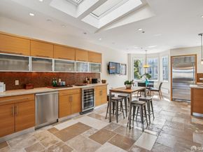 2550 Greenwich Street, San Francisco CA 94123
