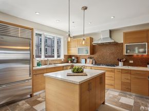 2550 Greenwich Street, San Francisco CA 94123