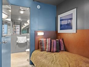 03 Shrader Street, San Francisco CA 94117