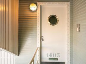 03 Shrader Street, San Francisco CA 94117