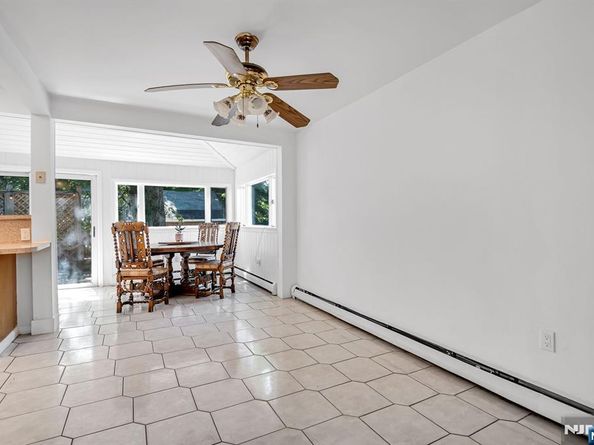 428 Washington Terrace, Leonia NJ 07605