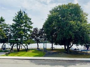 7 E 1st, Bayonne NJ 07002