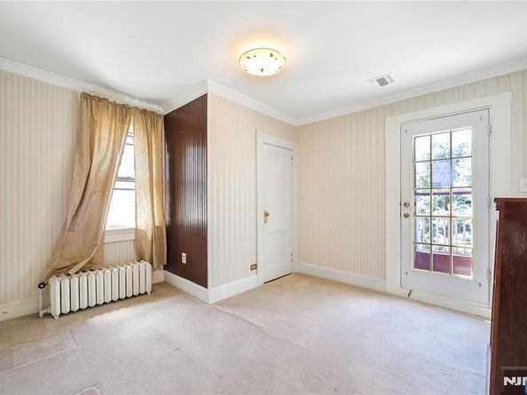 570 Winterburn Grove, Cliffside Park NJ 07010
