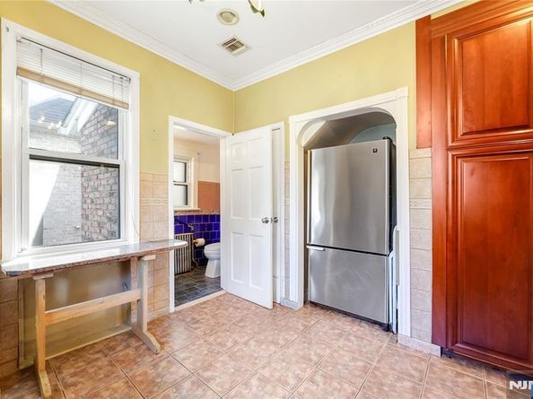 570 Winterburn Grove, Cliffside Park NJ 07010
