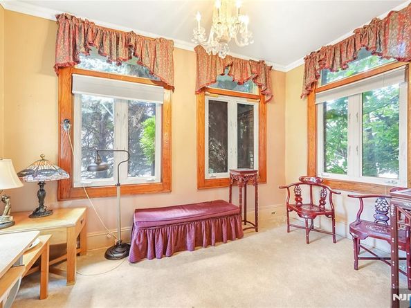 570 Winterburn Grove, Cliffside Park NJ 07010