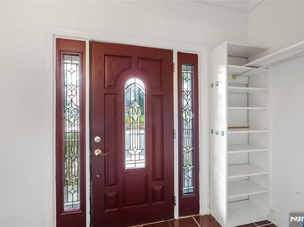 570 Winterburn Grove, Cliffside Park NJ 07010