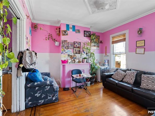 46 Grant Street, Fairview NJ 07022