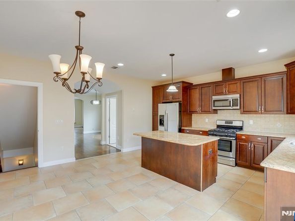 400 Nelson Avenue, Cliffside Park NJ 07010