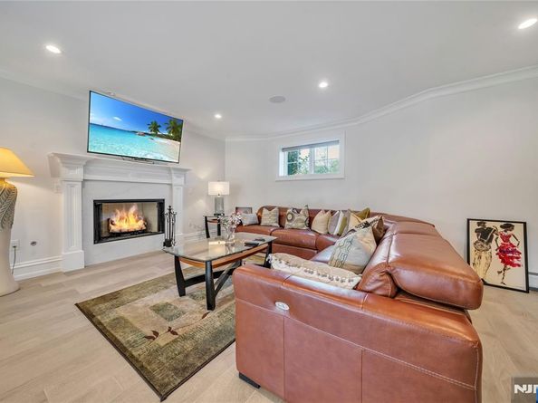 214 Forest Road, Fort Lee NJ 07024
