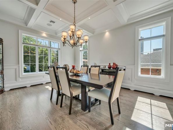 214 Forest Road, Fort Lee NJ 07024