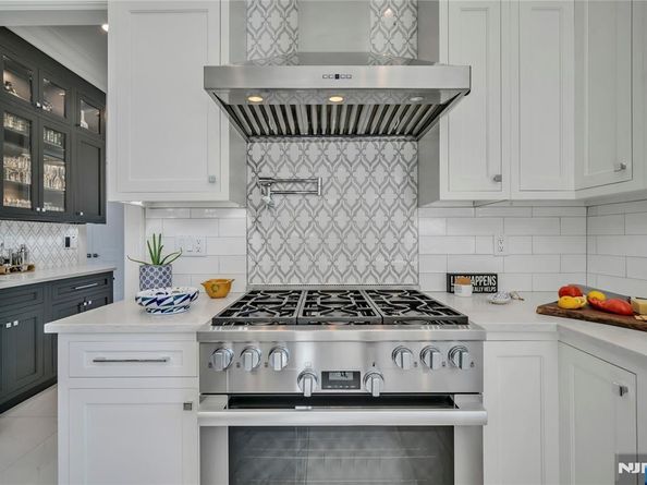 214 Forest Road, Fort Lee NJ 07024