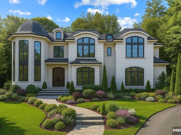 14 Roberts Road, Englewood Cliffs NJ 07632