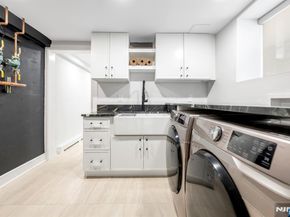 22 Berkshire Place, Englewood Cliffs NJ 07632