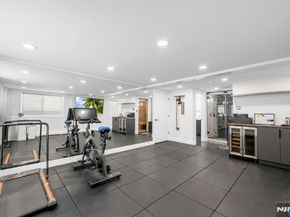 22 Berkshire Place, Englewood Cliffs NJ 07632