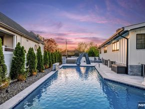 22 Berkshire Place, Englewood Cliffs NJ 07632