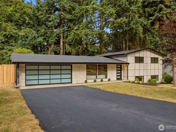 15709 76th Pl NE, Kenmore WA 98028