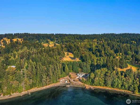 16075 Crescent Drive SW, Vashon WA 98070