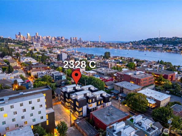 2328 Franklin Avenue E C, Seattle WA 98102
