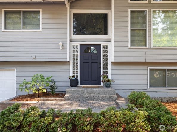3331 SE Summer Place, Port Orchard WA 98366