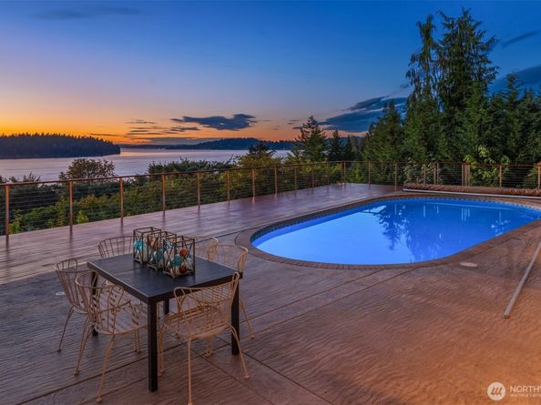 7445 SE 71st Street, Mercer Island WA 98040