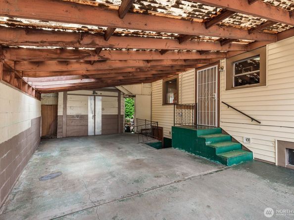 4317 SW Charlestown Street, Seattle WA 98116