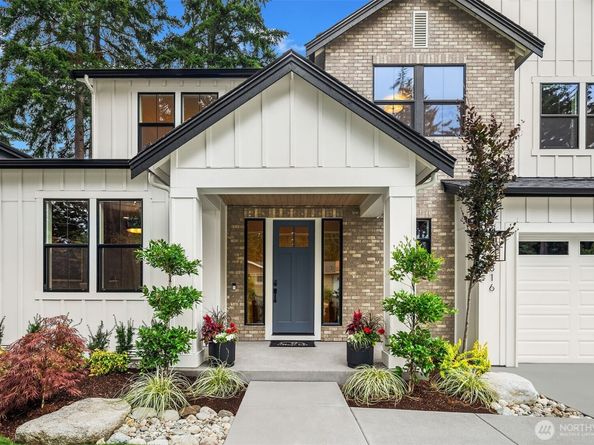816 165th Avenue NE, Bellevue WA 98008