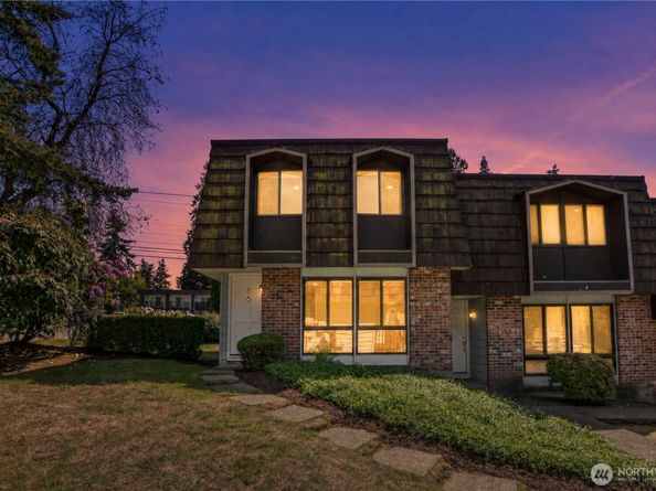 5311 188th Street SW C10, Lynnwood WA 98037