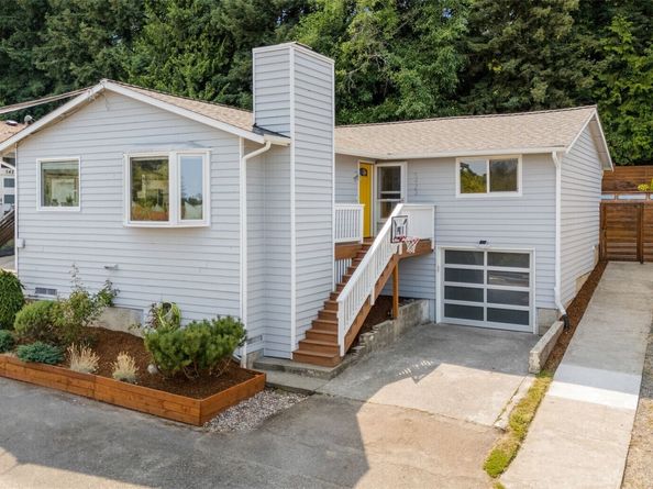 5423 31st Avenue SW, Seattle WA 98126