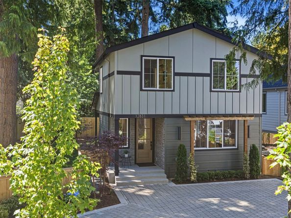 12831 NE 78th Place, Kirkland WA 98033