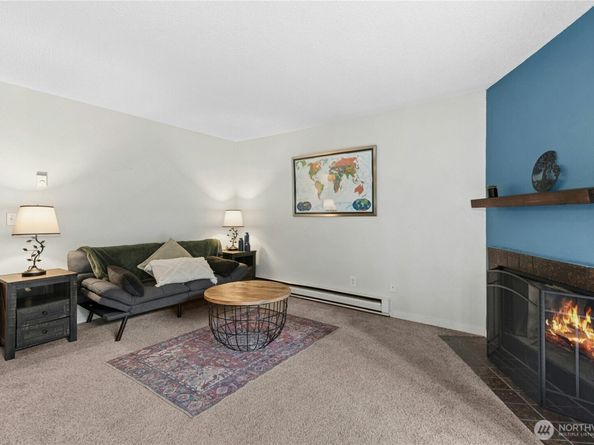 5506 220th St SW A102, Mountlake Terrace WA 98043
