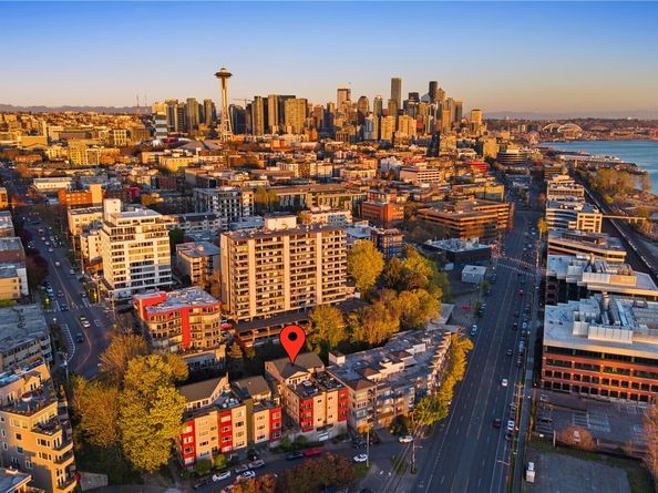524 6th Avenue W 407, Seattle WA 98119