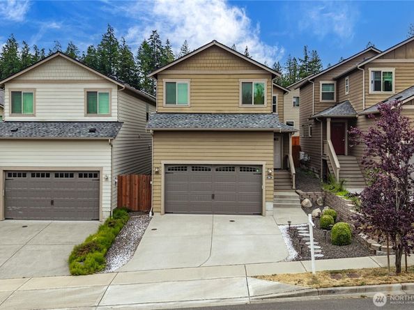 391 NE OHenry Court, Poulsbo WA 98370