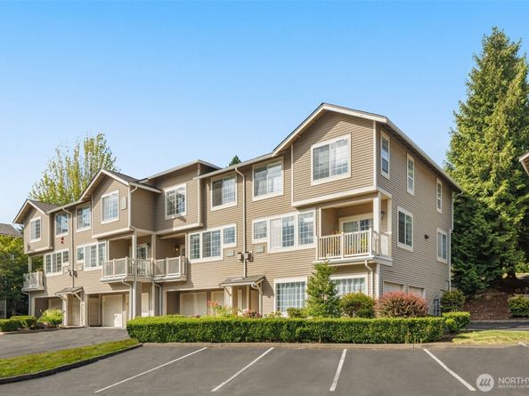 18628 NE 55th Way, Redmond WA 98052