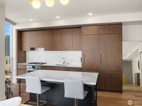 121 Stewart Street 2008, Seattle WA 98101