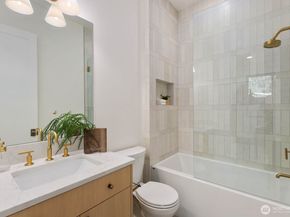 26328 SE 152nd Street, Issaquah WA 98027