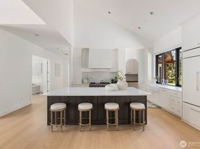 26328 SE 152nd Street, Issaquah WA 98027