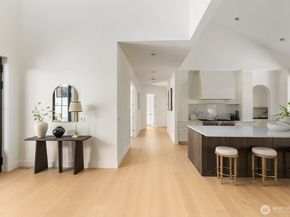 26328 SE 152nd Street, Issaquah WA 98027