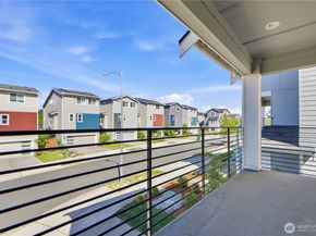 22615 69th Place W, Mountlake Terrace WA 98043