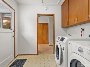 7502 Beverly Lane, Everett WA 98203