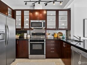 2628 139th Avenue SE 11, Bellevue WA 98005