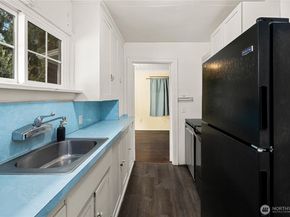 12027 10th Avenue S, Seattle WA 98168