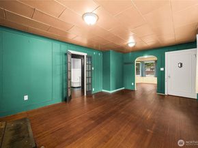 12027 10th Avenue S, Seattle WA 98168