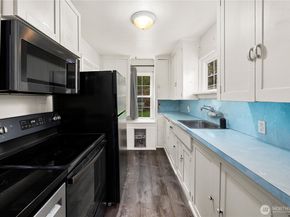 12027 10th Avenue S, Seattle WA 98168