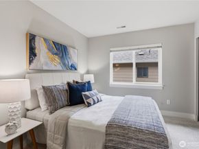 1521 184th Street SW, Lynnwood WA 98037