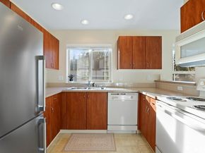 20800 72nd Avenue W 202, Edmonds WA 98026