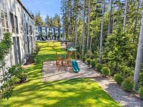 13717 Admiralty Way H7, Lynnwood WA 98087
